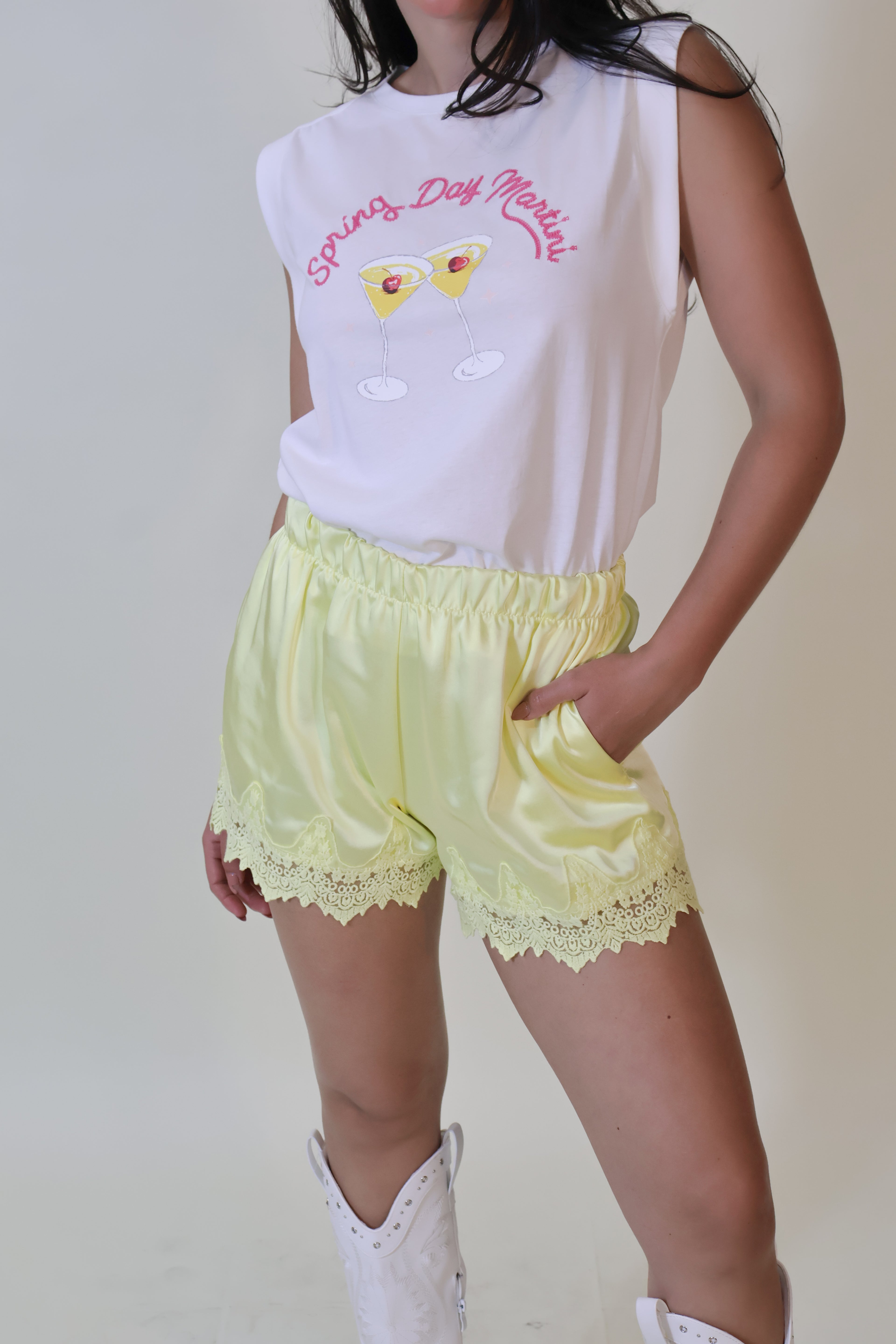 SHORT LENCERO AMARILLO